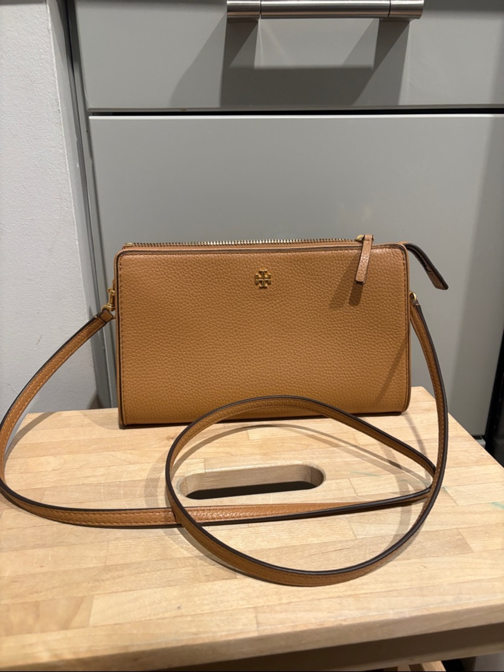 Tory burch Emerson / McGraw Slim crossbody Clutch